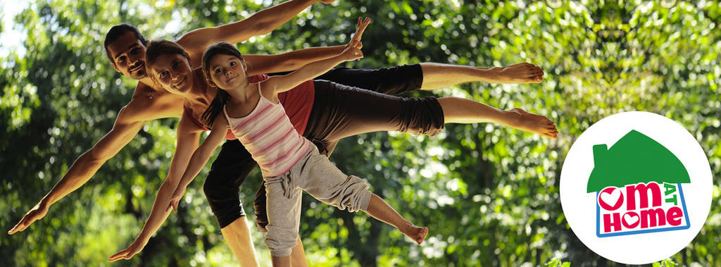 FEATURE_OmHome_FamilyYoga_1200x444
