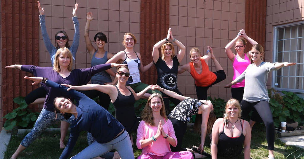 Trainees Strike a Pose