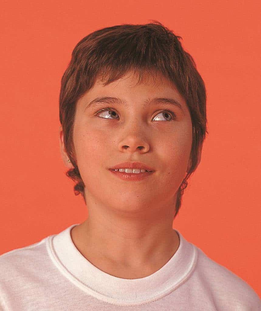 Eyes Around the Clock Pose